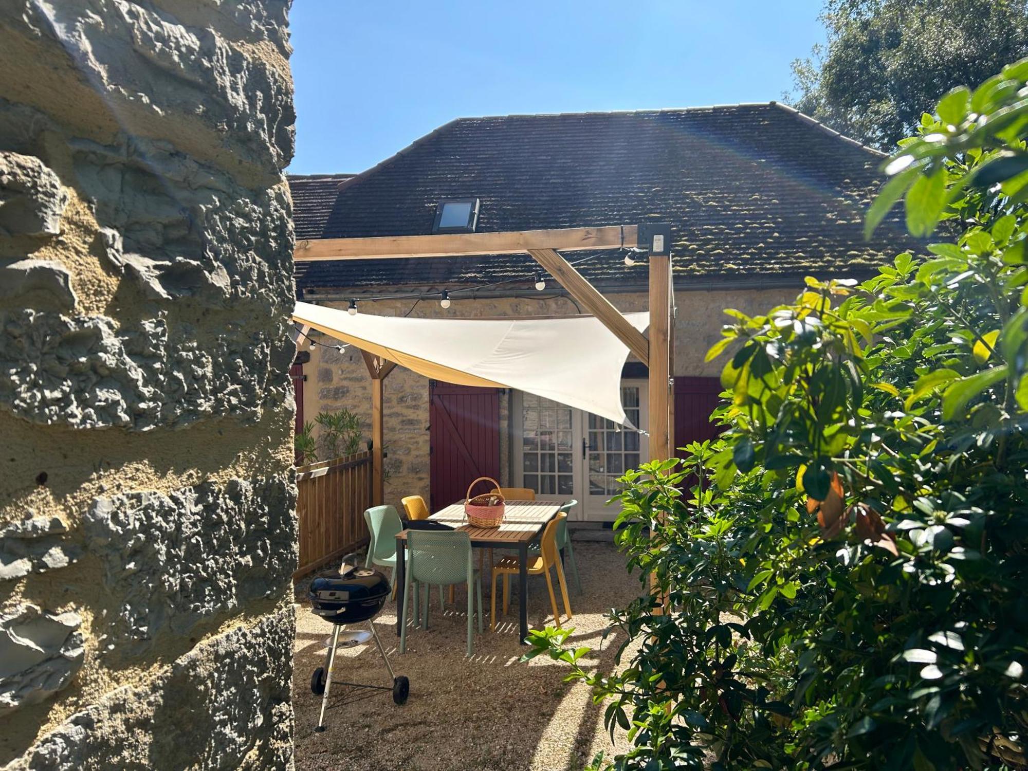 Le Domaine De La Claire Fontaine Gites -Chambres D'Hotes Montvalent Zewnętrze zdjęcie